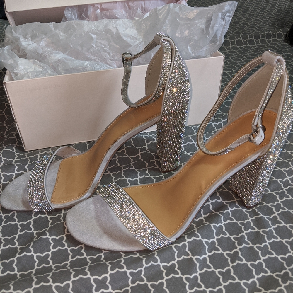 Brand new Just Fab blinged out heels 🌟